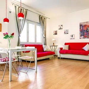 Lovely In - Casetta Mattei Appartamento
